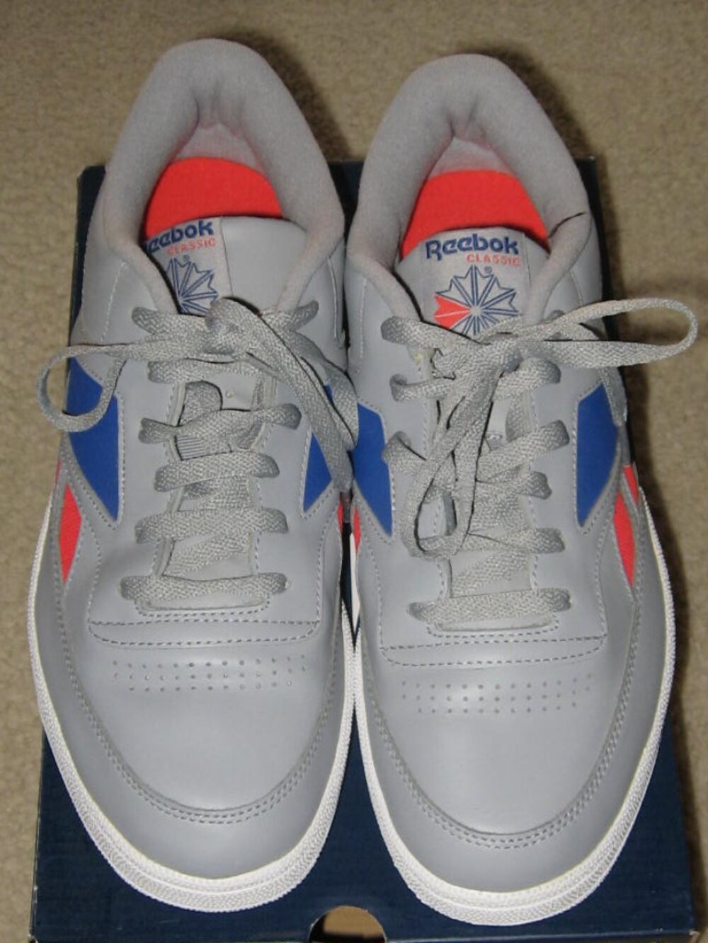 Reebok Club Revenge Mark Mens Sneakers Shoes Size 11 EUC Like New